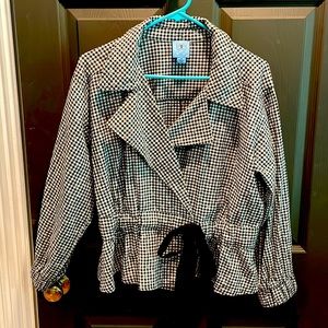 Cece brand short jacket with cinched belt tie waist